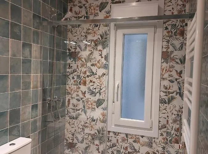 Habitación En Con Zonas Comunes Compartida H1 *