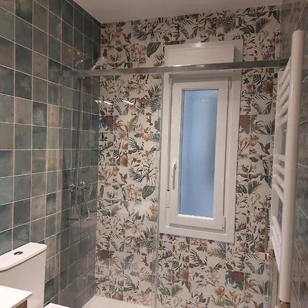 Habitación En Con Zonas Comunes Compartida H1 *