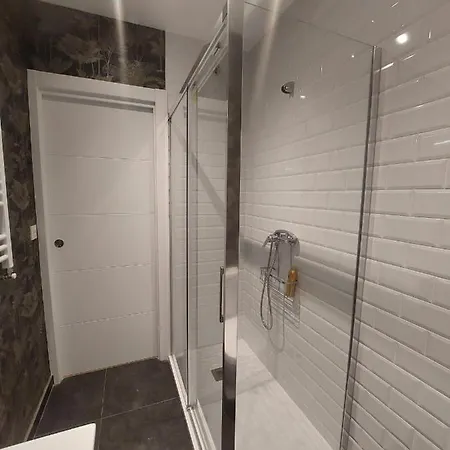 En Con Zonas Comunes Compartida H1 منزل للإقامة